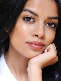 The 6 Best Products to Get Glowing Skin at Home