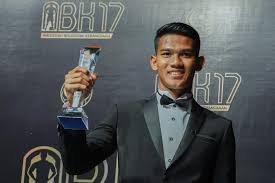 Legenda pemain bola sepak kebangsaan malaysia dari selangor. Penyerang Terbaik 2017 Sah Ke Selatan Sukan Mstar