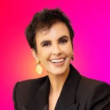 Toria Shaw's Instagram, Twitter & Facebook