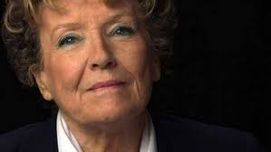 Maybe you would like to learn more about one of these? Oggi In Tv La Domenica Con Firmata Dacia Maraini Su Rai Storia Canale 54 Tutti I Mondi Di Una Grande Scrittrice Puntozip