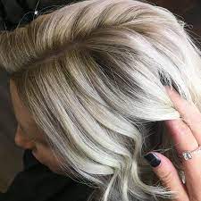 ice ice baby lights by christina platinumblonde blondehighlights loveyourhair salonlove blonde highlights haare frisuren blond