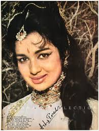 Asha Parekh: A Talented Bollywood Actress and Dancer