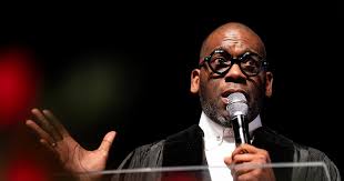 Black conservative pundit criticizes Jamal Bryant after viral video