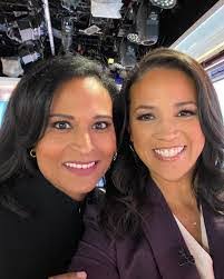 Laura Blea's Instagram, Twitter & Facebook