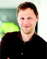 Direct and oxidative dehydrogenation of propane: from catalyst design to  industrial application