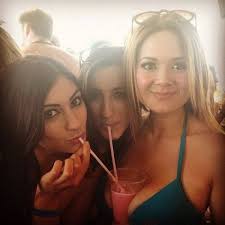 Just a few crazy party girls.mpg (size: Crazy Party Girls Steemit