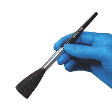 Usually a camel hair brush is made of squirrel, goat, ox, pony or a blend of several hairs, depending on the desired softness. Evident Camel Hair Brushes Shopevident Com