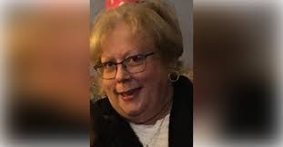 Paula Moreland's Instagram, Twitter & Facebook