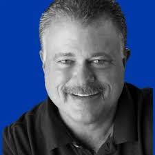 Dina Giannone's Instagram, Twitter & Facebook