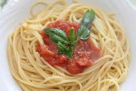 Sscnapoli.it, sito ufficiale della società sportiva calcio napoli. Spaghetti Napoli Mit Tomatensosse Rezept Alla Napoletana