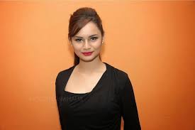 I don't need to show unless i have to or want to and i don't read dm's from accounts i don't follow. Izara Aishah Bakal Menantu Tiri Siti Nurhaliza Kontrobasi Dan Gosip Siti Nurhaliza Celebs Malaysia