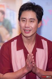 Hươu cao cổ Lee Kwang Soo nói gì về Jo In Sung?