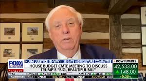 Gov. Justice administers oath of office for incoming State Treasurer Larry  Pack Gov. Justice will administer the oath of office for Larry Pack, who'll  be sworn in as West Virginia's next State