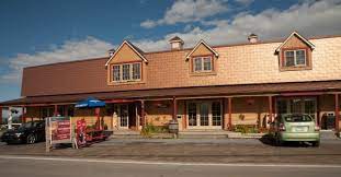 Guests can order drinks at the bar and enjoy alfresco dining (weather permitting). Auberge Au Poste De Traite Prices Hotel Reviews Quebec Canada Tripadvisor