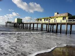 En pinamar, estiman que enero termina con una ocupación similar a la del. Muelle De Pinamar Picture Of Playa De Pinamar Tripadvisor