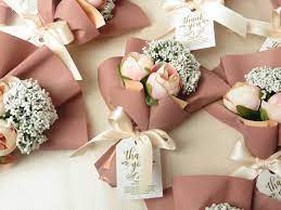 Diy wedding favor ideas for all themes and budgets. 10pcs Mini Bouquet Favorsbeautiful And Unique Favors From Etsy Handmade Favors Candy Bouquet Diy Unique Favors