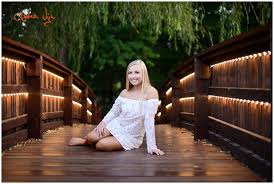 Find kansas city photographers and photo studios serving in and around the kansas city metro area. Kansas City Senior Photography Brianna Andrea Nigh Photography Kansas City Area Wedding Photographer