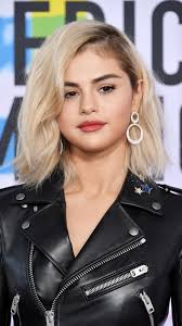 Rare beauty queen selena gomez is blonde again in april 2021. Selena Gomez Blonde Iphone Wallpaper 2021 3d Iphone Wallpaper