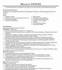 Pastry chefs make baked goods, like desserts and breads, and they're often in charge of professional kitchens' pastry departments. Assistant Pastry Chef Resume Example Chef Resumes Livecareer