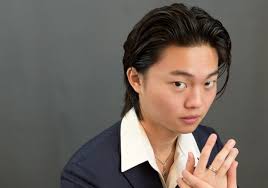 Frou-Frou: A Menagerie of Sorts