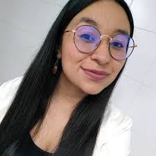 Brigitte Barreto's Instagram, Twitter & Facebook