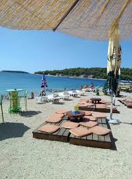 There are beach amenities here as well as a restaurant and a bar, and the town centre of mali lošinj is about 3.5 kilometres away. Beach Bar Apollon Is At Beach Bar Apollon Beach Bar Apollon Facebook