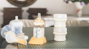 How long can you leave breast milk at room temperature? Help How Long Can Breast Milk Stay Out All Natural Mothering