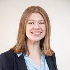 Caroline Wills's Instagram, Twitter & Facebook