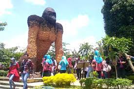 Inilah daftar tempat wisata favorit di surabaya, jawa timur. Wisata Gurah Kediri Tempat Wisata Indonesia