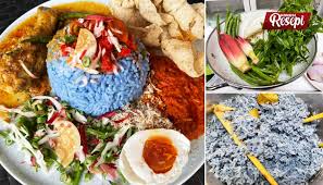 Kini kesukaran menyediakan pewarnanya, menyebabkan ia disediakan bersama nasi putih biasa atau warna nasi kerabu kuning yang dimasak dengan menggunakan kunyit. Resipi Nasi Kerabu Biru Bunga Telang Yang Lengkap Dengan Semua Lauk Pauk Memang Power Rugi Sangat Tak Cuba Kongsi Resepi