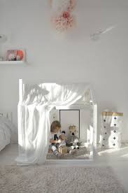 Pin Von Elka Hu Auf Kinderzimmer Kinder Zimmer Kuschelecke Kinderzimmer Kinderzimmer Einrichten