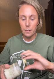 Replying to @It’s Bananas 🍌 I hope this helps! 🖤 #poppletreecreekfarms  #tallow #beeftallow #naturalskincare #mousturizer #elderflower