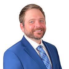 Ryan Ray's Instagram, Twitter & Facebook