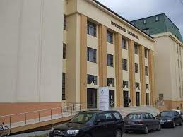 Studiul medicinei la universitatea „dunărea de jos a început la sfârșitul anilor '90 odată cu înființarea specializării kinetoterapie și a specializării de asistență procesul educațional în cadrul facultății de medicină și farmacie a universității „dunărea de jos din galați are un pronunțat caracter aplicativ și. Facultatea De Medicina Victor Papilian Sibiu Osd Sibiu