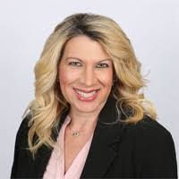 Sandra Maple's Instagram, Twitter & Facebook