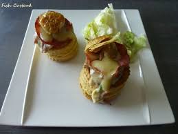 Bouchees Feuilletees A La Bechamel Jambon Et Champignons Fish Custard Recettes De Cuisine Alimentation Recette Sympa