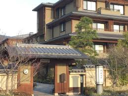 They are not for everyone, but they are a great way to immerse yourself in other than onsen towns, the two major cities for ryokan are tokyo and kyoto. Local Tells Top 5 Best Ryokans In Arashiyama Kyoto Luxury Inn With A Great View ä¸€æœŸä¸€ä¼š Ichigo Ichie