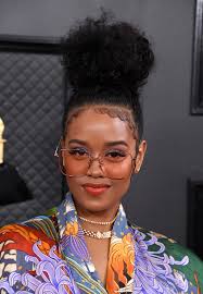 Plus, find out what's the deal with baby hairs and cultural appropriation. Baby Hair Or Breakage How To Tell The Difference Allure
