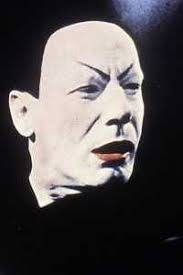 A Woman of No Importance