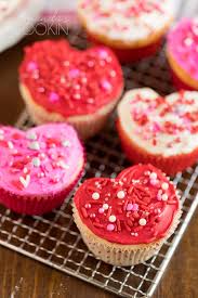 Valentine Cupcakes Recipe Heart Cupcakes Amanda S Cookin