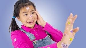 Jannie and Ellie Go to the Dentist to Learn How to Brush Their Teeth the  Right Way