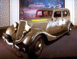 He pours his heart and soul into the exhibits and beams with pride as he sees the patrons enjoy them. Question Of The Day 2015 09 24 Las Vegas Advisor