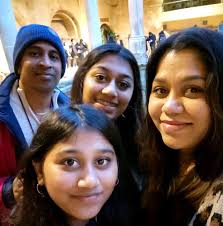 What works for a thinning hairline?