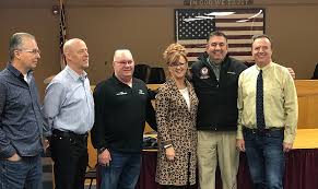 Crawford says 'thanks' to departing town officials