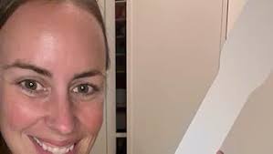 Amazon.com: Colorations Decorate Your Own Guitars, Set of 12, Sturdy  Cardboard Guitars for Kids, 3 Strings to Strum, Inidvidually Decorate and  Personalize Each Guitar, Kids Craft, Craft for Children : Toys & Games