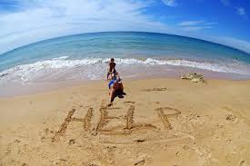 Celé území portugalska se dá rozdělit na dvě relativně základní části a to území na sever od teja a území na jih do teja. Algarve Najkrajsie Plaze V Portugalsku Milujem Cestovanie