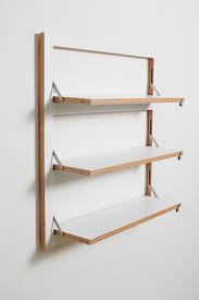 使うときだけ出して使う 壁に収まるシンプルな壁面収納 flapps shelf インテリア 収納 折りたたみ家具 ウッドシェルフ