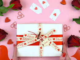 (i use just double sided tape or a string. The Best 9 Thoughtful Diy Valentine S Gifts That Say I Love You The Best Nine
