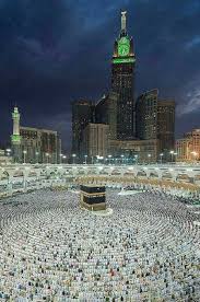 Kaabah Is The Centre Of Prayers For All Muslims Mecca Masjid Mecca Kaaba Mecca Wallpaper