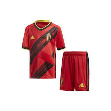 Darin macht ihr nicht nur auf der tribüne im stadion eine gute figur, sondern auch zu hause vor dem fernseher. Adidas Belgien Kleinkinder Heim Kit Em 2020 Rot Gelb Fussball Shop